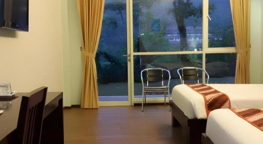 Casa Monte Rosa Puncak Esterno foto