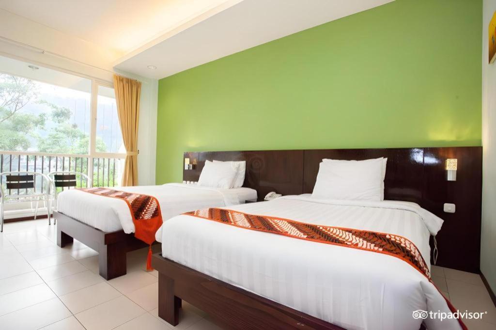 Casa Monte Rosa Puncak Esterno foto