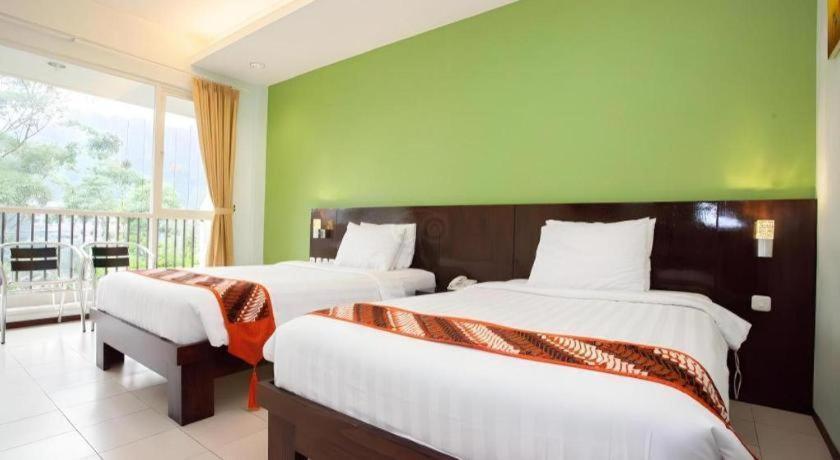 Casa Monte Rosa Puncak Esterno foto